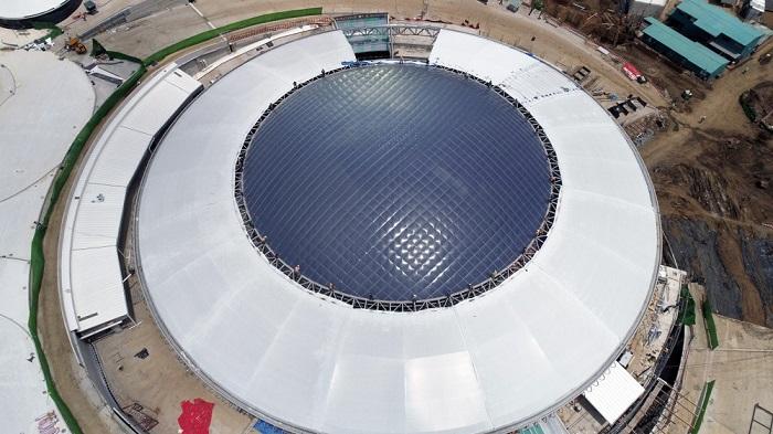 Cubierta de Oxigeno, 45 m de diámetro, 1600 m2 de cubierta inflable.